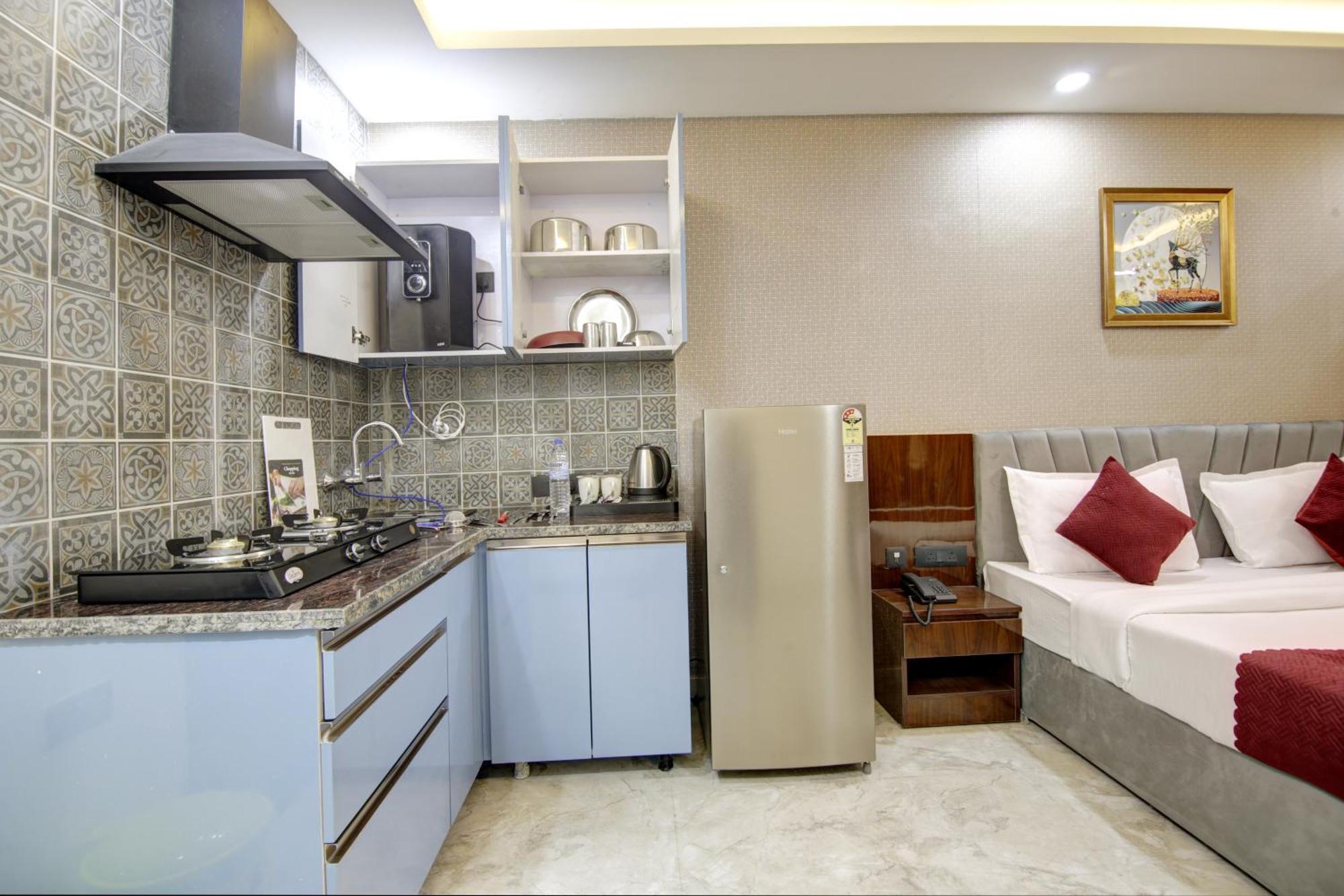 Limewood Stay - Millennium Huda City Center Gurgaon Exterior foto