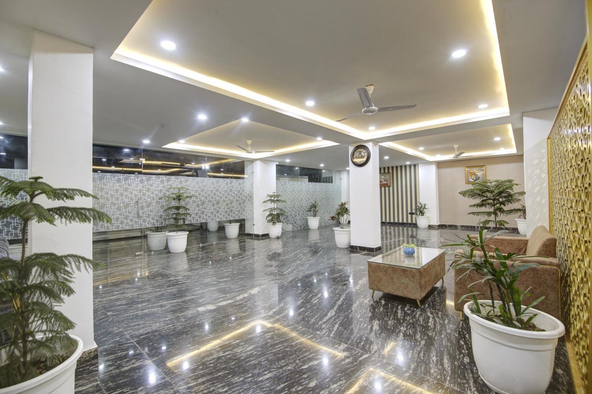 Limewood Stay - Millennium Huda City Center Gurgaon Exterior foto