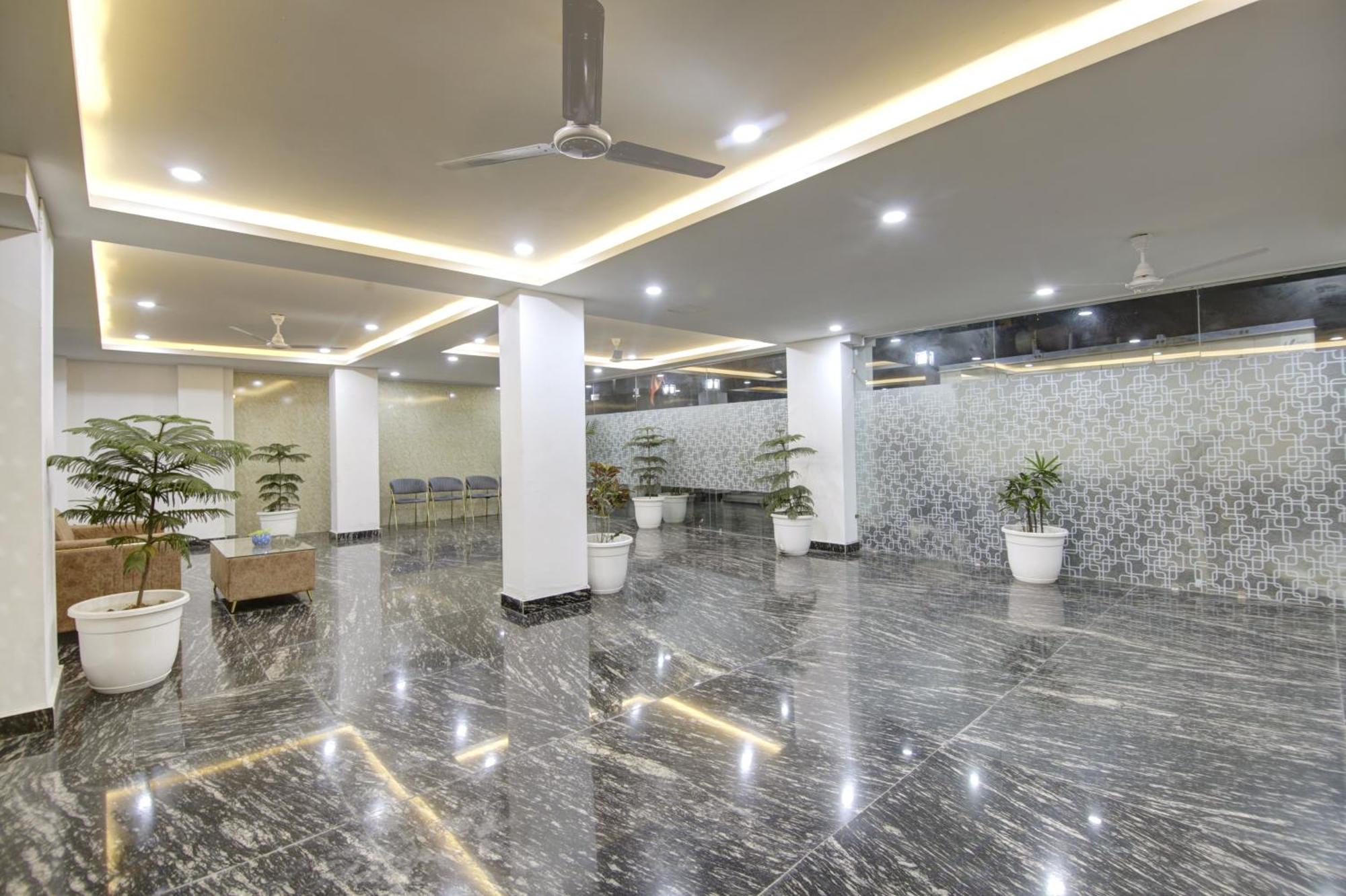 Limewood Stay - Millennium Huda City Center Gurgaon Exterior foto