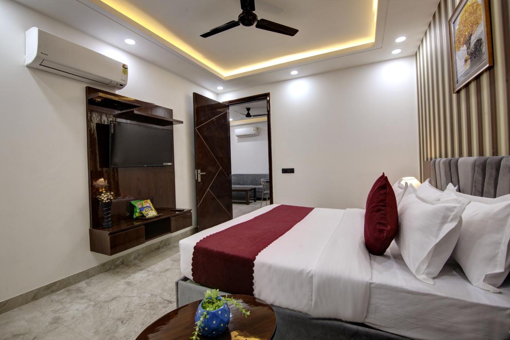 Limewood Stay - Millennium Huda City Center Gurgaon Exterior foto