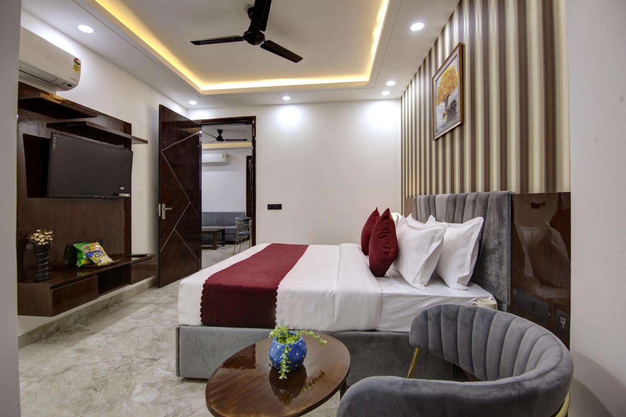 Limewood Stay - Millennium Huda City Center Gurgaon Exterior foto