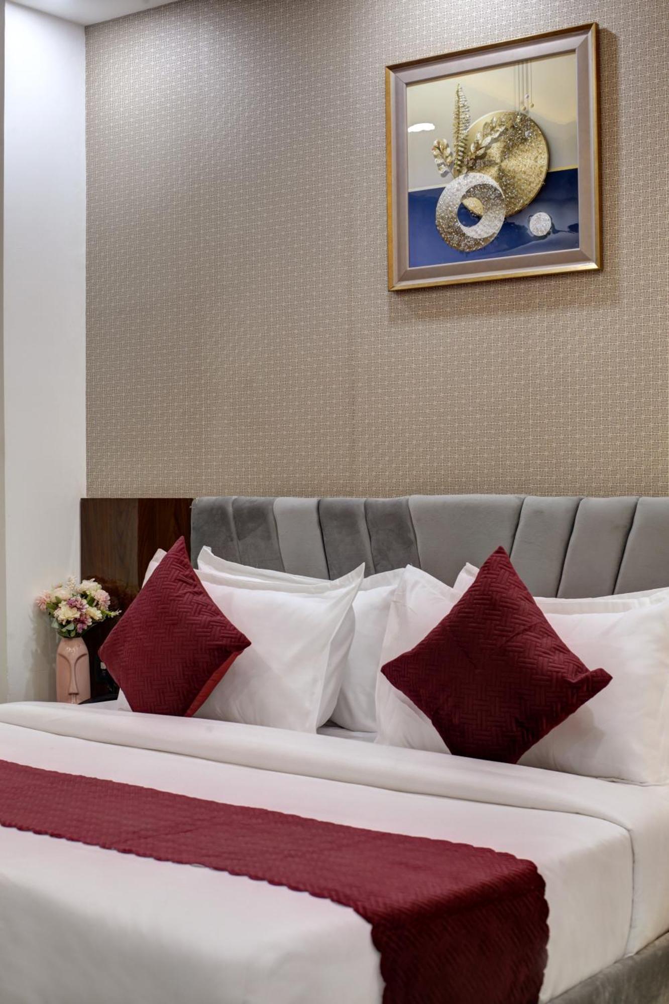 Limewood Stay - Millennium Huda City Center Gurgaon Exterior foto